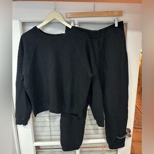 Zsupply Black Quilted Sweatshirt and Joggers Set